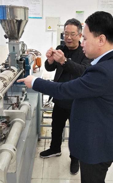 校企相助，，，，，互利共赢——公司**前往郑州轻工业大学旅行交流-公司新闻-j9数字站